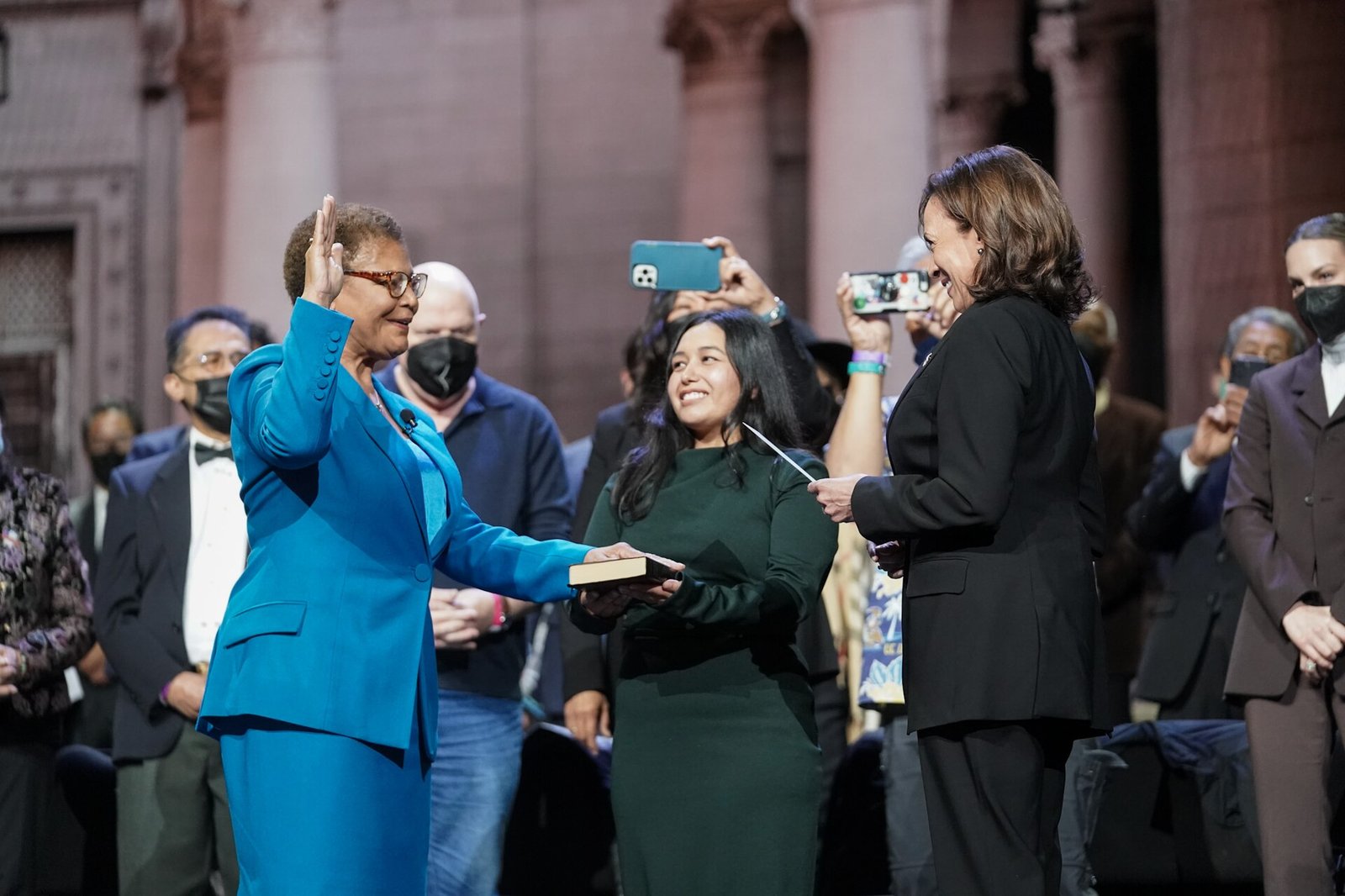 Vice President Kamala Harris swears in Karen Bass as mayor, December 11, 2022.