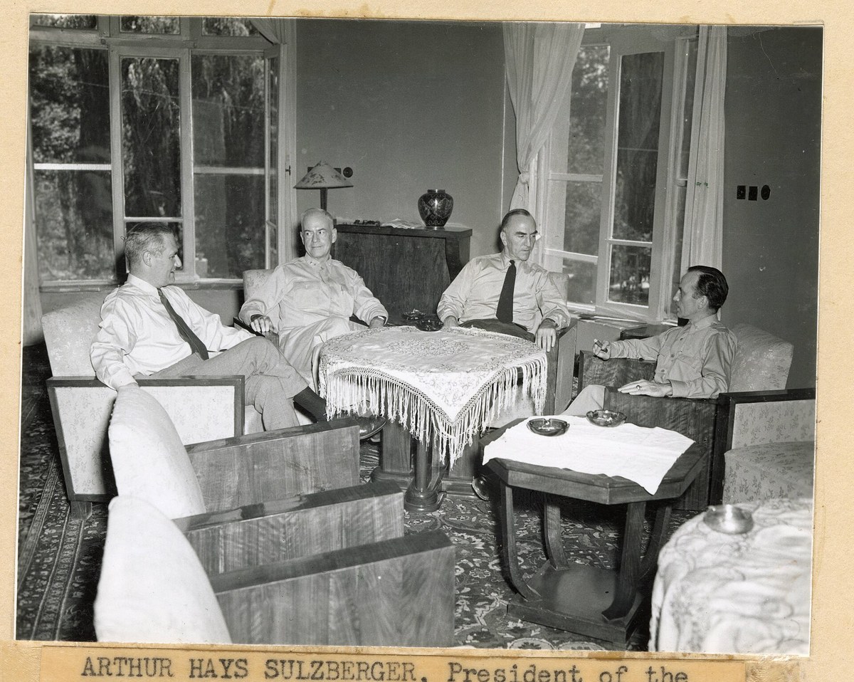 Arthur Hays Sulzberger with military officers