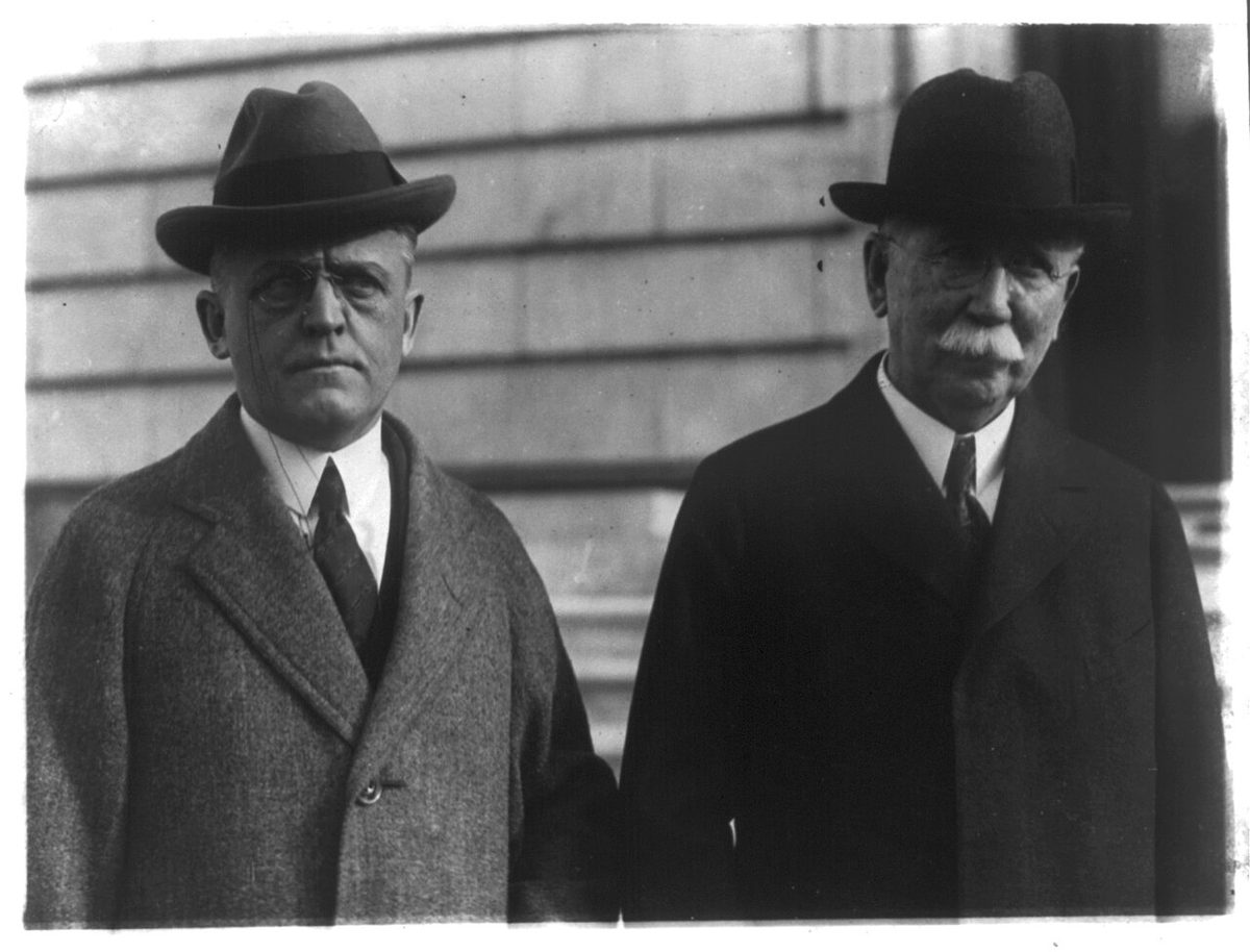 Edward Doheny with his lawyer, Frank J. Hogan.